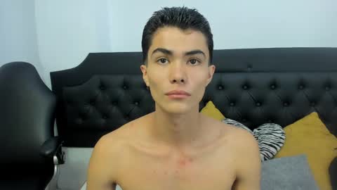 Snapshot of caliboyheat chatting on 4, 6, 2026 caliboyheat online show from 4, 6, 2026