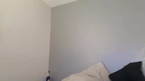 Snapshot of caliclysm12 chatting on 28, 10, 2025 Caliclysm online show from 28, 10, 2025