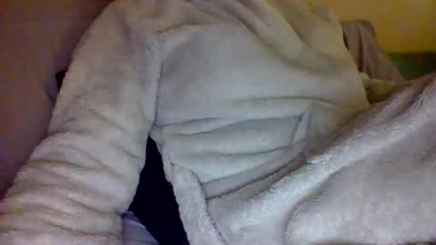 Caligurl   Queen    Head Fluffer In Charge  Goddess of Cocktease   Mistress of Holes online show from 25, 1, 2025