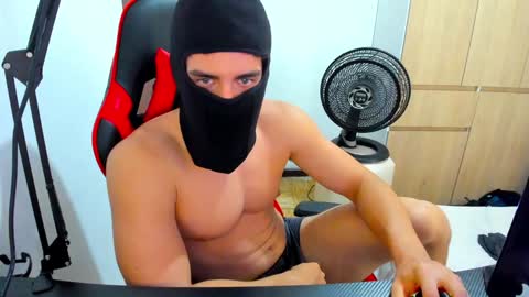 calihotcaliente27 online show from 5, 12, 2024