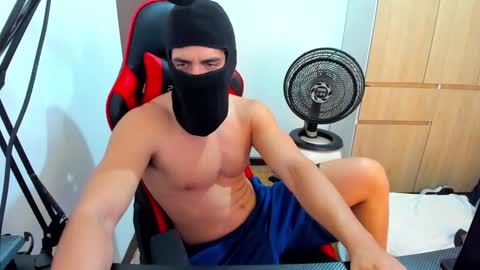 calihotcaliente27 online show from 7, 12, 2024