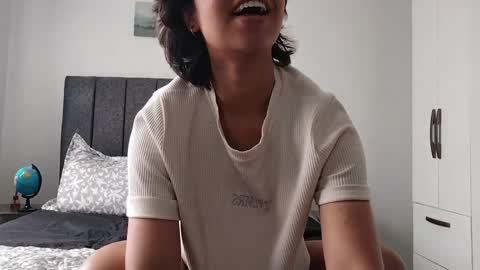 Sofia online show from 10, 9, 2025