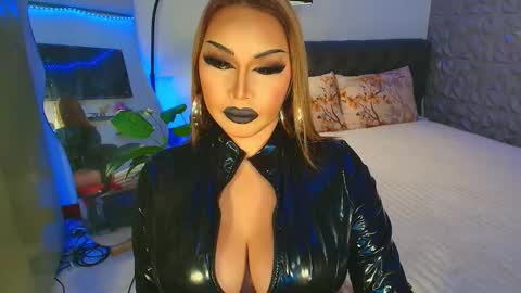 Snapshot of calista_palmer chatting on 8, 12, 2024 Miss Jane Commander online show from 8, 12, 2024