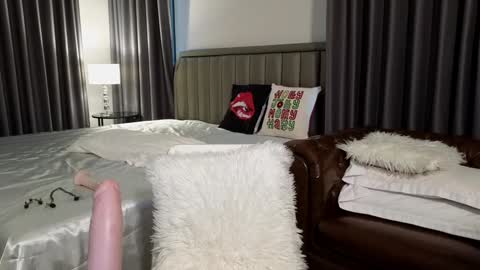 Snapshot of call_me_linda56 chatting on 26, 1, 2025 Call Me Linda online show from 26, 1, 2025