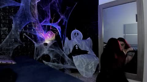 Snapshot of calliope_dark chatting on 31, 10, 2025 calliope_dark online show from 31, 10, 2025