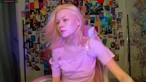 Robin online show from 27, 10, 2025