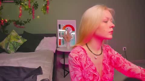 Robin online show from 19, 11, 2025