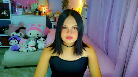 Snapshot of callme_mia chatting on 18, 6, 2026 Mia online show from 18, 6, 2026