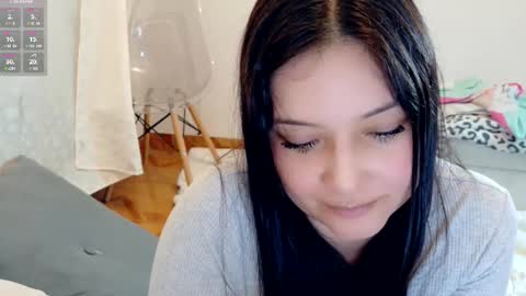 Snapshot of callme_vicky chatting on 16, 10, 2025 ViCtOriA online show from 16, 10, 2025