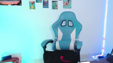 callmebluee online show from 15, 5, 2026