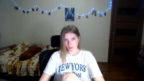 Snapshot of callmesweett chatting on 4, 6, 2026 callmesweett online show from 4, 6, 2026