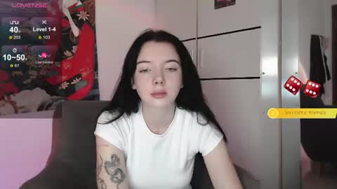 Snapshot of calmlilly chatting on 2, 7, 2026 Lilly online show from 2, 7, 2026