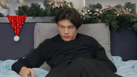 Snapshot of calvin_cay chatting on 28, 12, 2024 Calvin online show from 28, 12, 2024