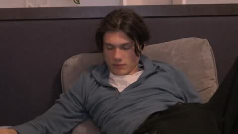 Snapshot of calvin_cay chatting on 13, 1, 2025 Calvin online show from 13, 1, 2025