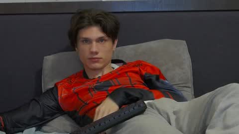 Snapshot of calvin_cay chatting on 29, 1, 2025 Calvin online show from 29, 1, 2025