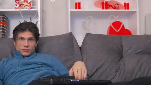 Snapshot of calvin_cay chatting on 11, 2, 2025 Calvin online show from 11, 2, 2025