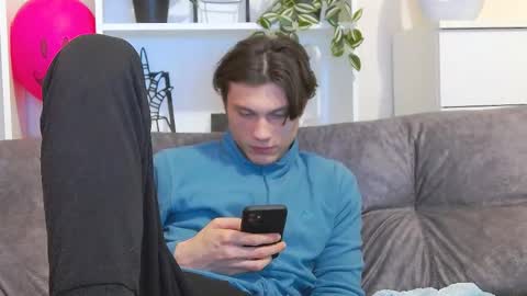 Snapshot of calvin_cay chatting on 23, 2, 2025 Calvin online show from 23, 2, 2025