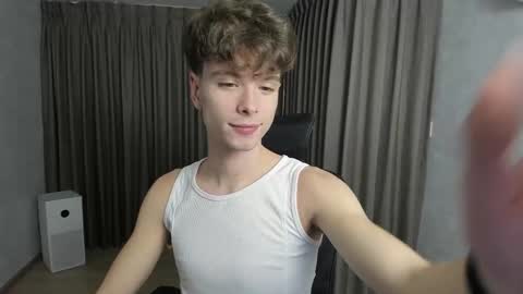 Hey I am Calvin  online show from 27, 11, 2025