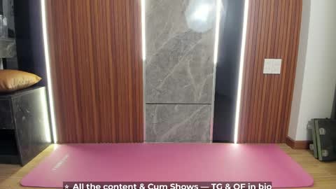 Snapshot of calvin_loves_you chatting on 18, 4, 2026 Hey I am Calvin online show from 18, 4, 2026