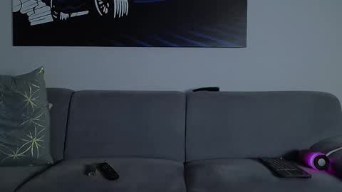 Calvin  online show from 5, 10, 2025