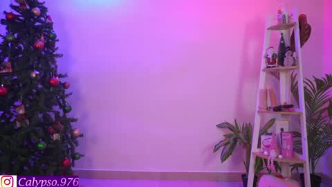 Snapshot of calypso_and_ge1 chatting on 19, 12, 2024 Calypso and Kayla online show from 19, 12, 2024