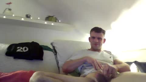 cam_bitch_boy online show from 6, 12, 2024