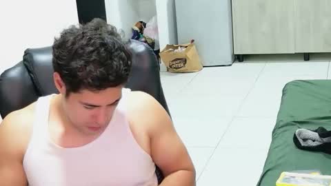 camara110 online show from 21, 4, 2026