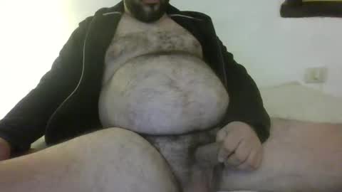 Snapshot of camera008 chatting on 4, 5, 2026 camera008 online show from 4, 5, 2026