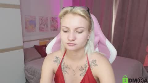 Snapshot of cameron_loving chatting on 9, 9, 2025 Cameron online show from 9, 9, 2025