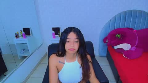 Snapshot of cami_bunnygirlx chatting on 16, 4, 2026 CAMI online show from 16, 4, 2026