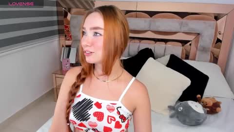 Snapshot of cami_lovers1 chatting on 23, 1, 2025 camii online show from 23, 1, 2025