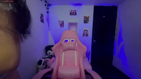 Snapshot of cami_mila99 chatting on 22, 6, 2026 CAMI online show from 22, 6, 2026
