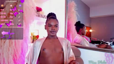 camiestrada online show from 3, 2, 2025