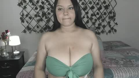 Snapshot of camihotboobs chatting on 8, 4, 2026 camihotboobs online show from 8, 4, 2026
