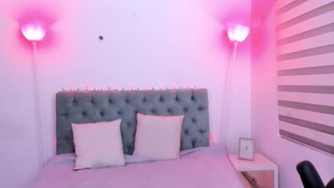 Camila Osorio online show from 15, 1, 2025