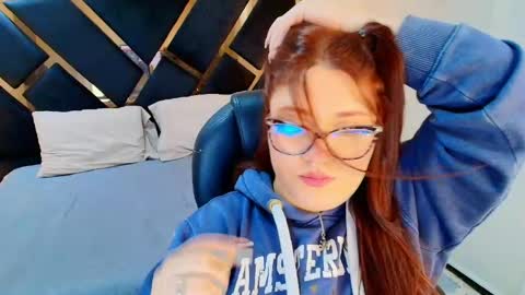 Camila Osorio online show from 11, 5, 2026