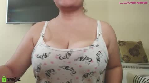 Camila  online show from 20, 2, 2026