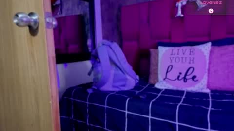 camila__bouzas online show from 17, 2, 2026