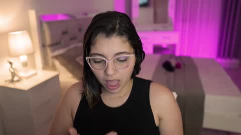 Snapshot of camila_buitrago chatting on 30, 12, 2024 Camila buitrago online show from 30, 12, 2024