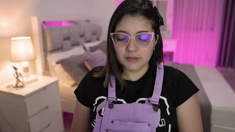 Snapshot of camila_buitrago chatting on 19, 1, 2025 Camila buitrago online show from 19, 1, 2025