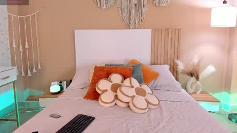 camila_bustamante_ online show from 18, 2, 2026