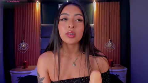 Camila online show from 4, 10, 2025