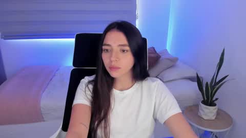  C A M I  online show from 30, 3, 2026