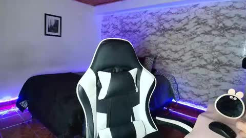 Camila Roose online show from 14, 3, 2026