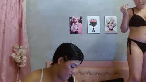 camila_meza online show from 15, 5, 2026