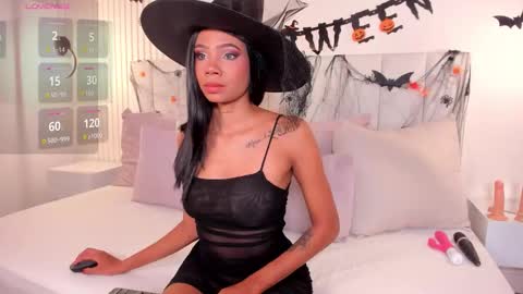 Camila  online show from 31, 10, 2025