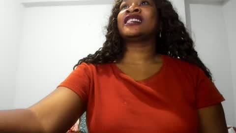 Snapshot of camila_sandoval_01 chatting on 28, 2, 2025 Camila online show from 28, 2, 2025