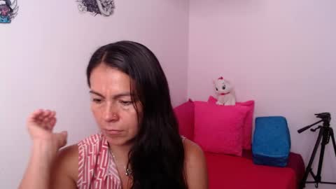Camila Vargas online show from 2, 4, 2026