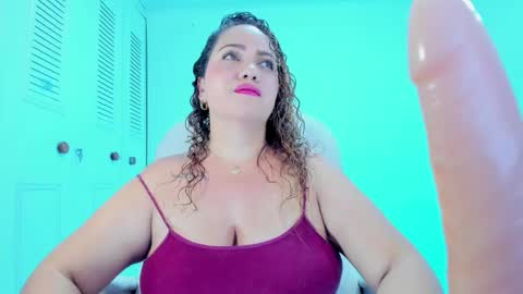 Snapshot of camilaa_foxxx chatting on 4, 3, 2025 camilaa foxxx online show from 4, 3, 2025