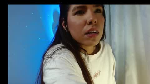 Camila velez online show from 17, 9, 2025